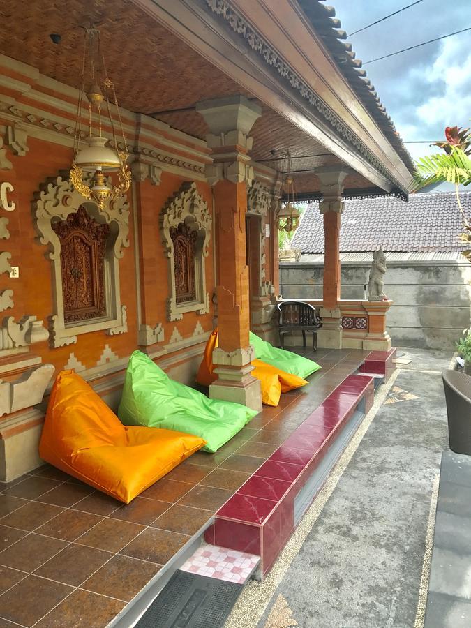 Inn Between Ubud Exterior foto